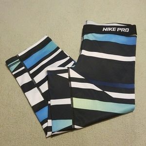 Nike Capri leggings